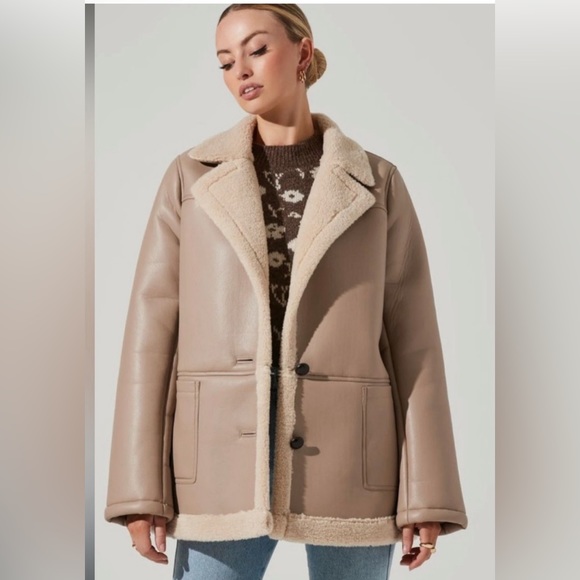 ASTR The Label (REVOLVE) Francine Vegan Leather Sherpa Lined Jacket XL NWOT - Picture 2 of 11